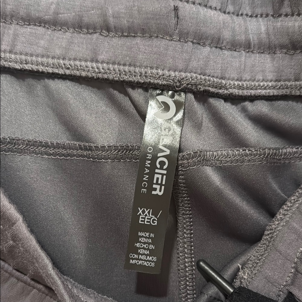 Gray Slim-Fit Sweatpants with Tapered Legs - Picture 3 of 10